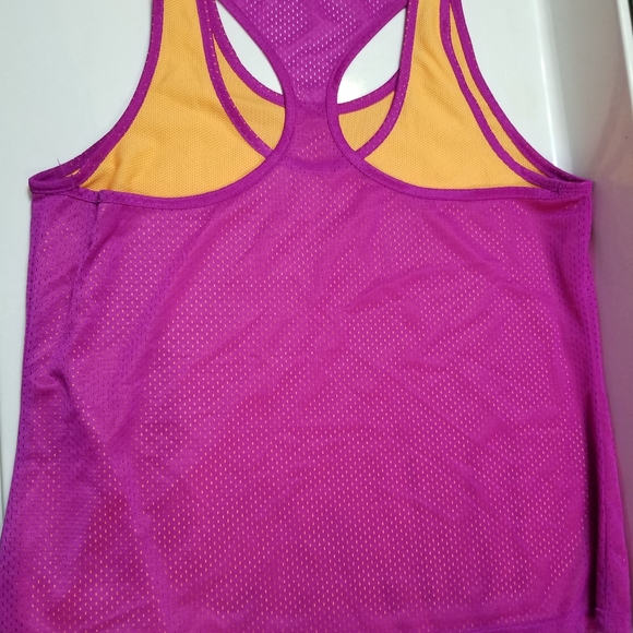 Reversible Mesh Tank - Picture 2 of 3